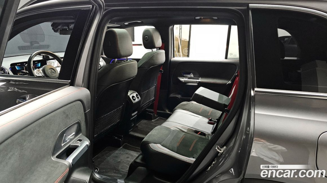 Mercedes-Benz GLB-Class AMG GLB35 4MATIC, 2021