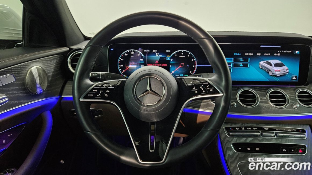 Mercedes-Benz E-Class E350 4MATIC Exclusive, 2023