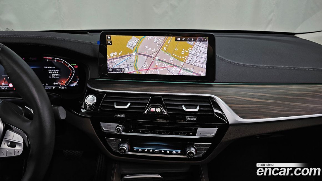 BMW Gran Turismo 630i xDrive Luxury, 2023