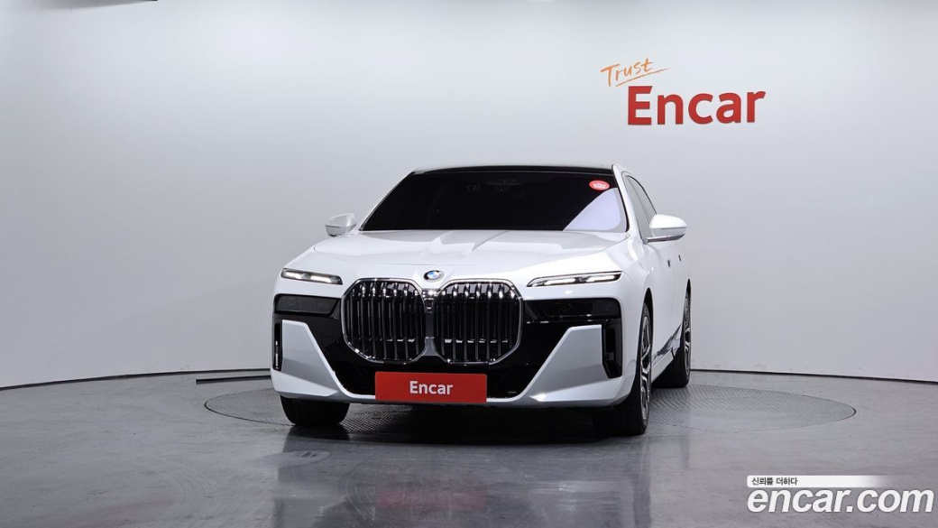 BMW 7-Series 740d xDrive M Sport, 2025
