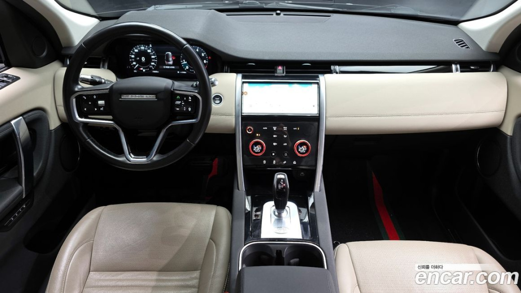Land Rover Discovery Sport P250 SE, 2022