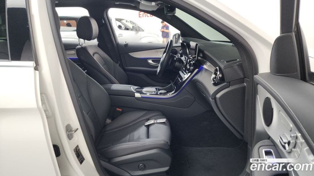 Mercedes-Benz GLC-Class GLC220 d 4MATIC, 2021
