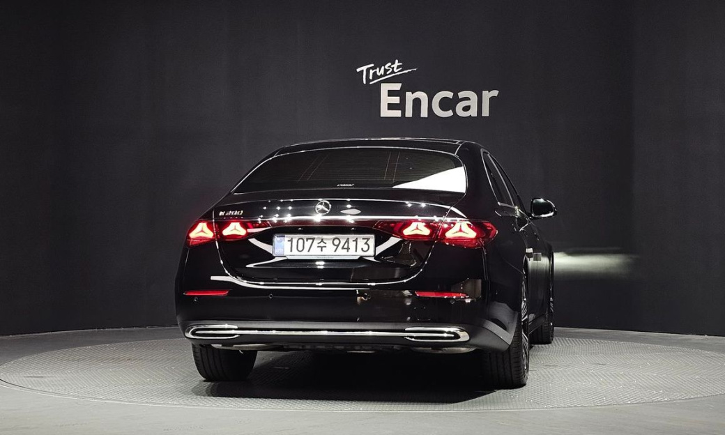 Mercedes-Benz E-Class E200 Avantgarde, 2025