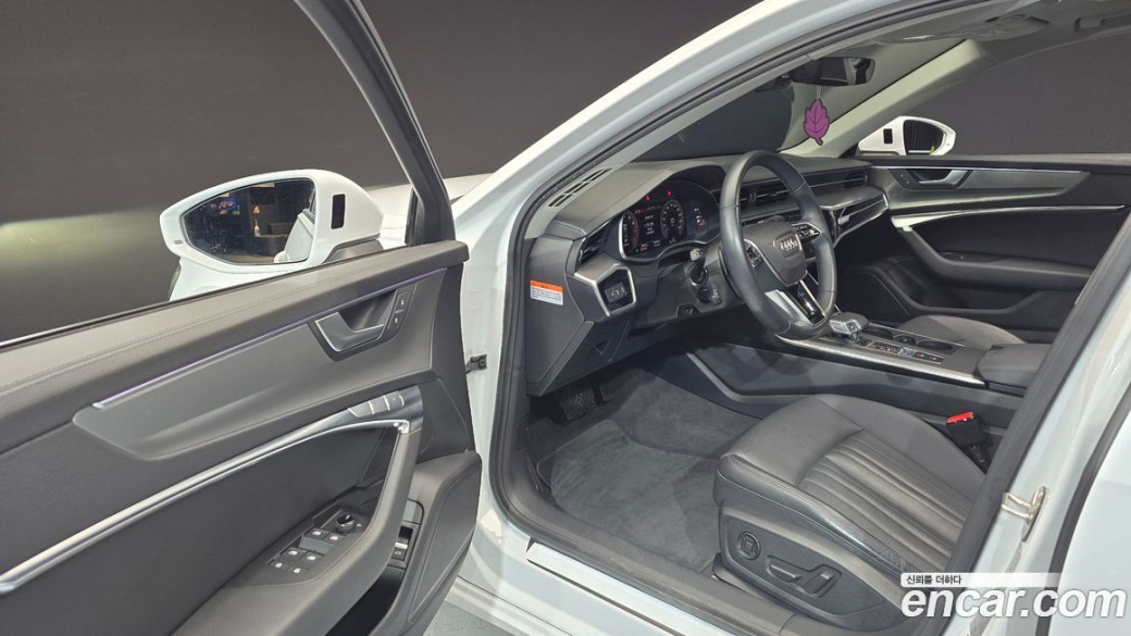 Audi A6 45 TFSI, 2023