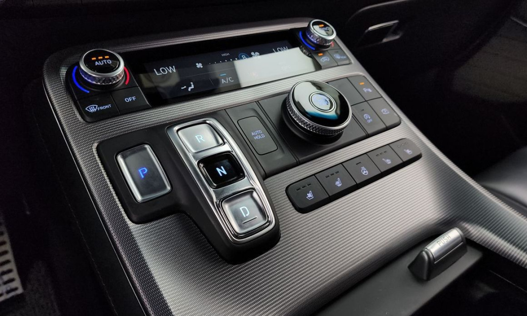 Hyundai Palisade Diesel 2.2 2WD, 2024