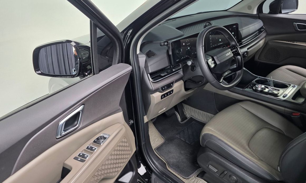 Kia Carnival 7-Seater Noblesse, 2025