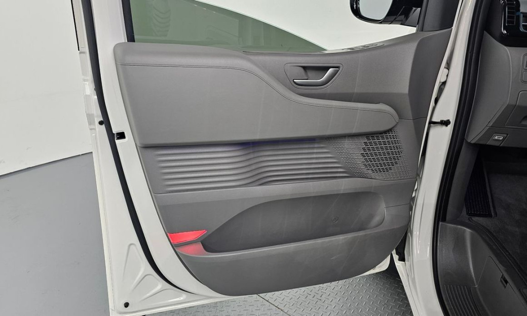 Hyundai Staria 2WD Camping Car, 2024