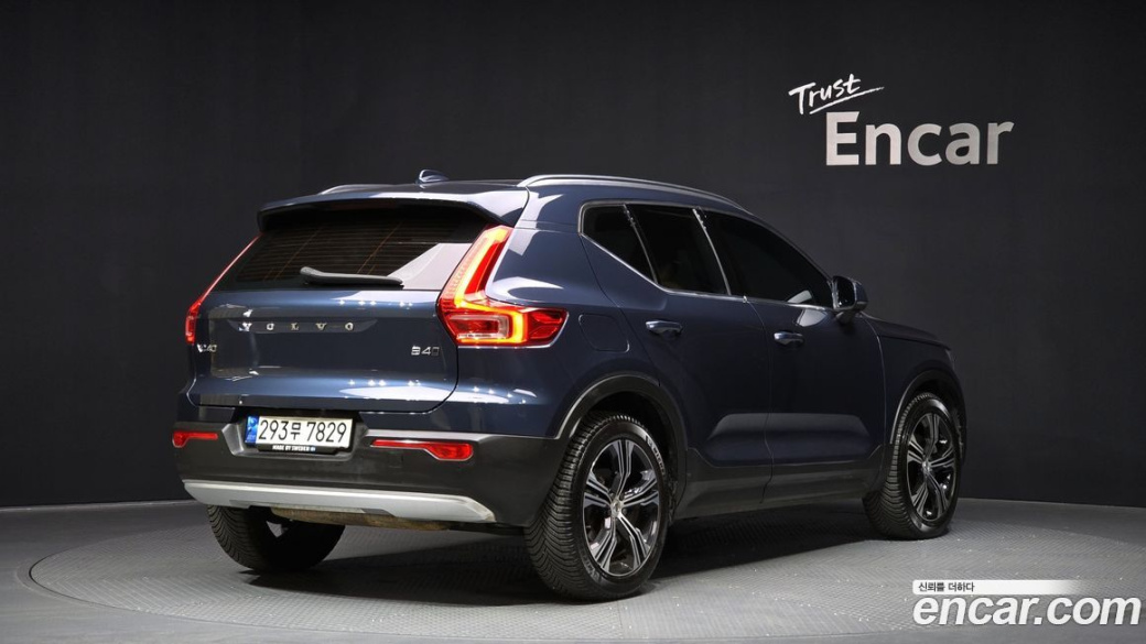 Volvo XC40 B4 Inscription, 2022