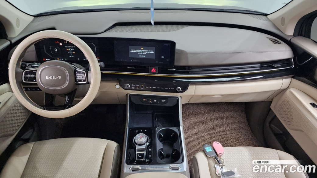 Kia Carnival 7-Seater Signature, 2024