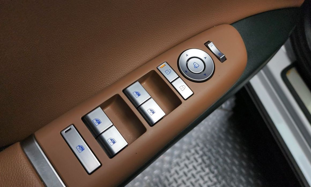 Hyundai Grandeur 2,5 Gasoline 2WD, 2023