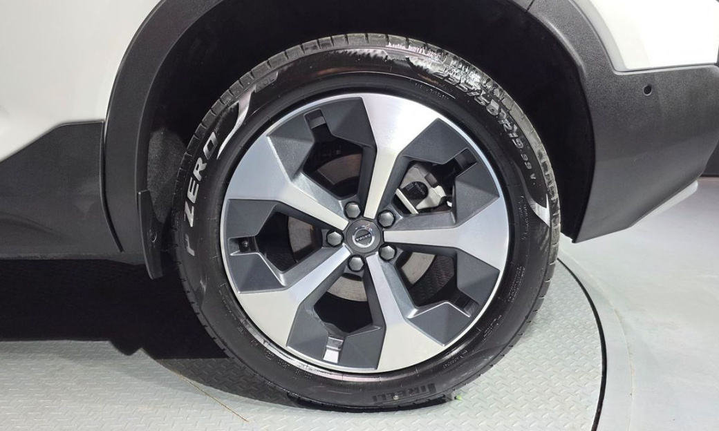 Volvo XC40 B4 Ultra Bright, 2026