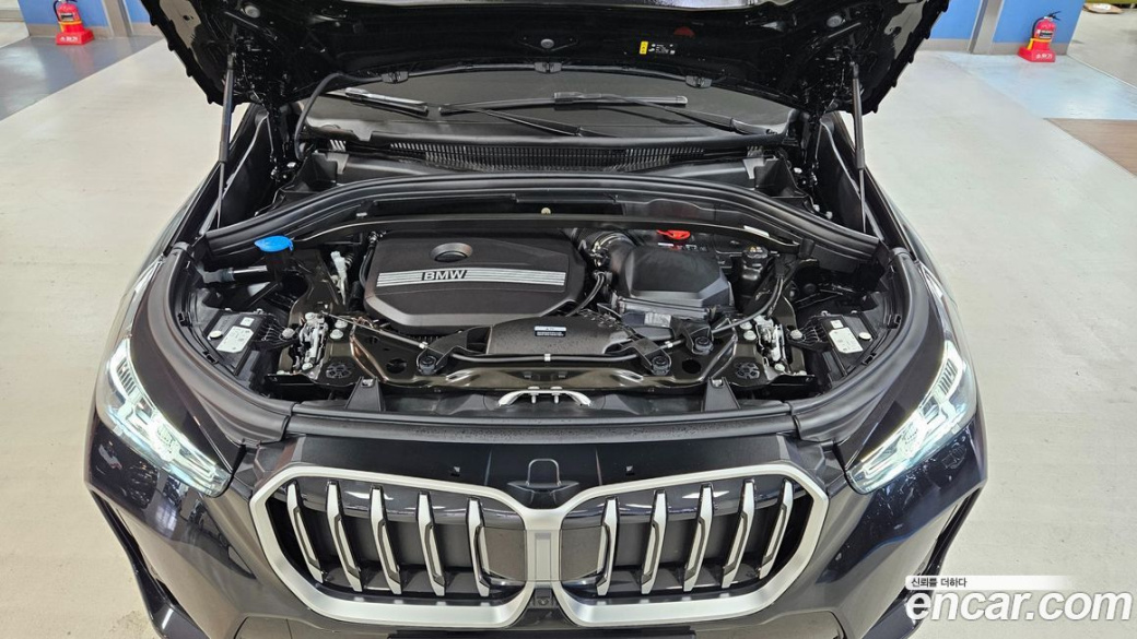 BMW X1 xDrive 20i M Sport, 2025