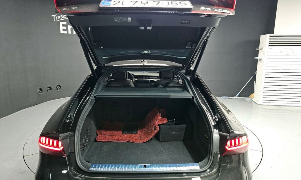 Audi A7 55 TFSI Quattro Premium, 2025