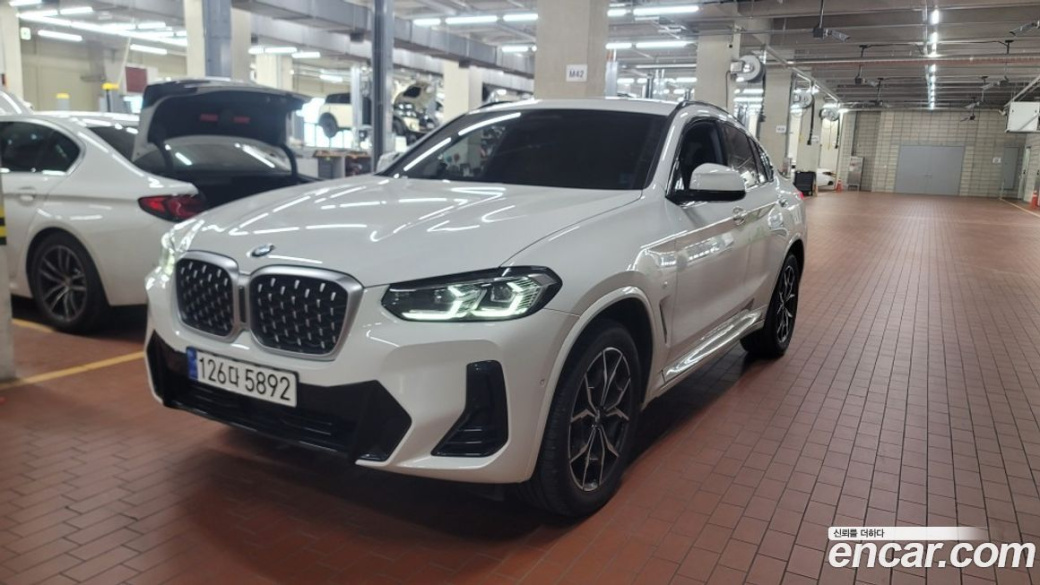 BMW X4 xDrive20i M Sport, 2023