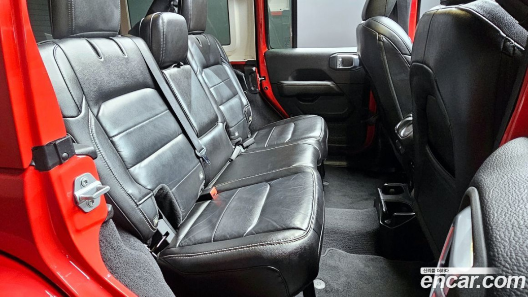 Jeep Wrangler 2.0 Overland Power Top 4Door, 2021