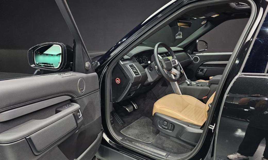 Land Rover Discovery P360 Dynamic HSE, 2024