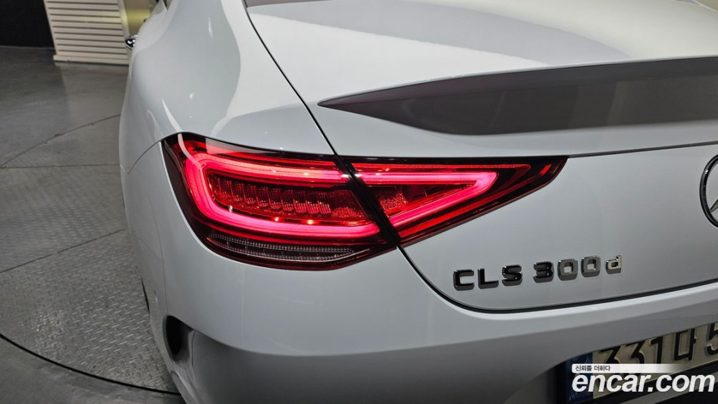 Mercedes-Benz CLS-Class CLS300d 4MATIC, 2022