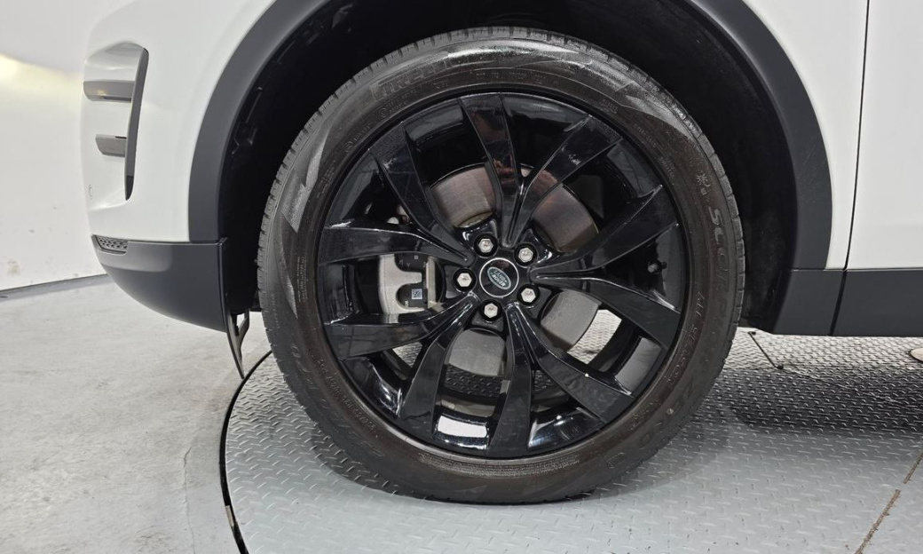 Land Rover Discovery Sport P250 SE, 2022