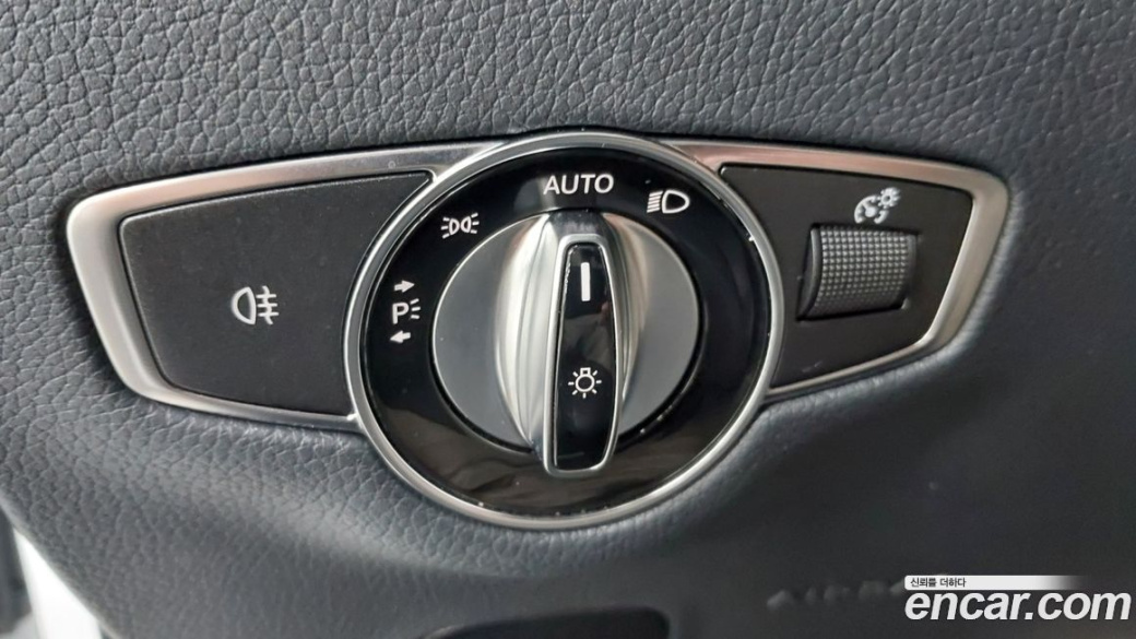 Mercedes-Benz E-Class E220d 4MATIC AMG Line, 2023