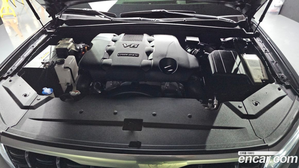 Kia Mohave Diesel 3.0 4WD 6-Seater, 2022