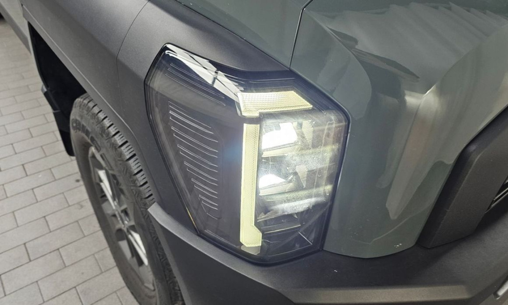 Kia Tasman 2.5T Gasoline 4WD, 2026