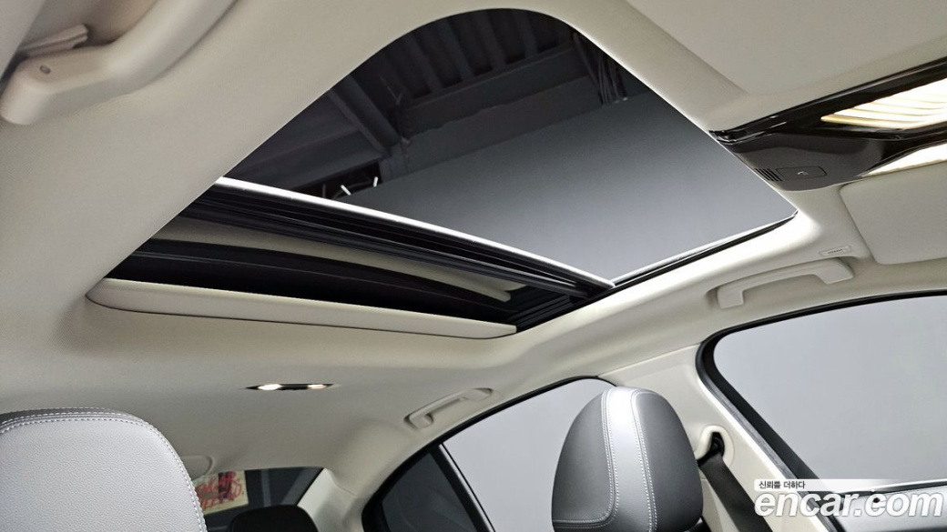 BMW 3-Series 320i, 2022