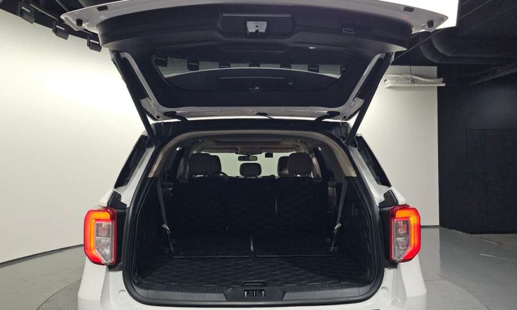 Ford Explorer 2.3 LimIted 4WD, 2022