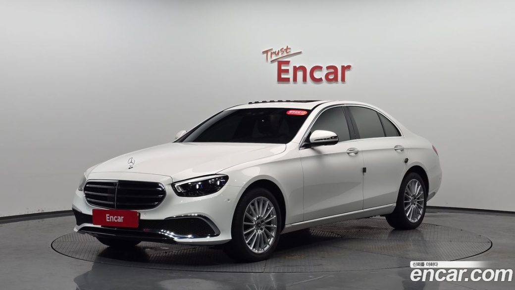 Mercedes-Benz E-Class E220d 4MATIC Exclusive, 2023
