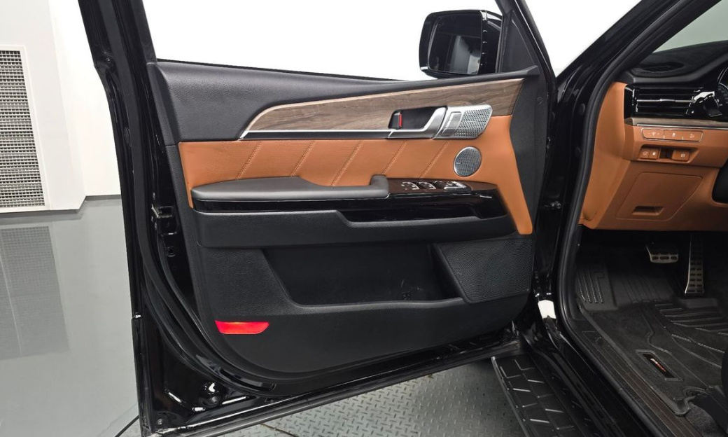 Kia Mohave Diesel 3.0 4WD 6-Seater, 2023