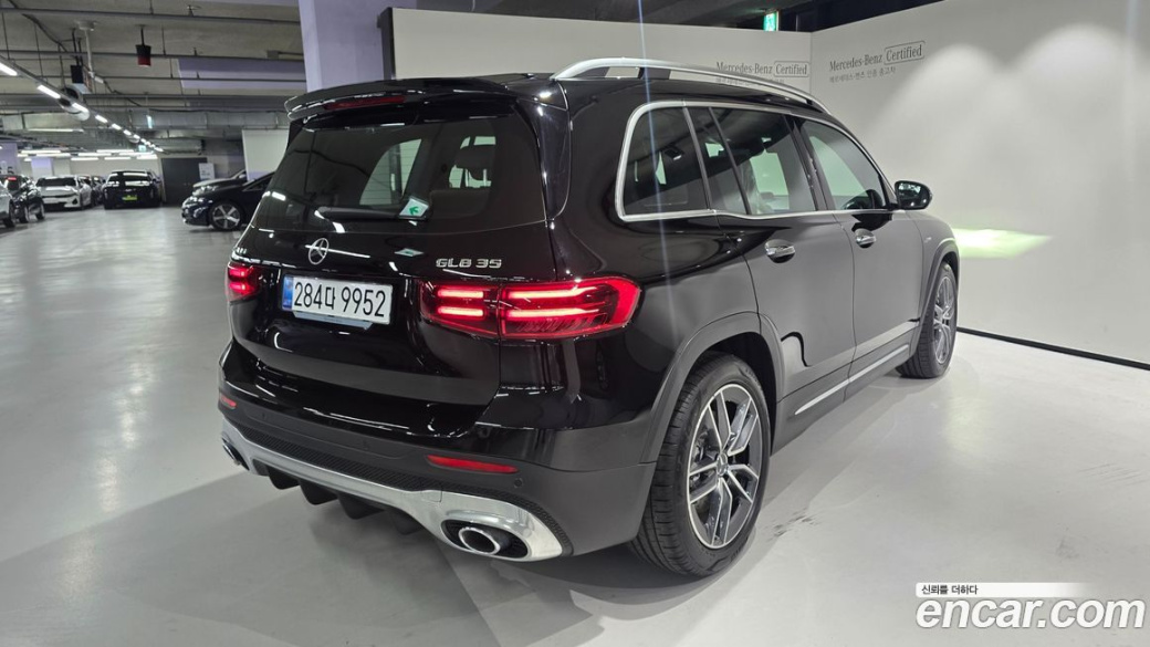 Mercedes-Benz GLB-Class AMG GLB35 4MATIC, 2025