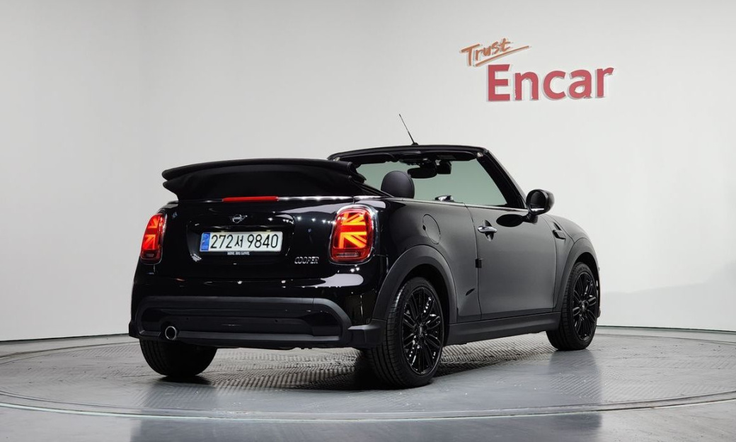 Mini Cooper Convertible Classic, 2024