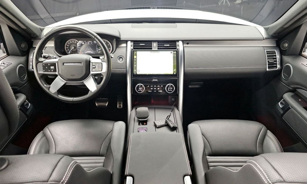 Land Rover Discovery P360 R-Dynamic SE, 2023