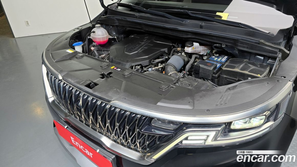 Kia Carnival 9-Seater Hi-Limousine, 2022