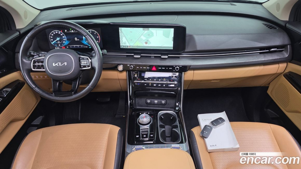 Kia Carnival 9-Seater Signature, 2022
