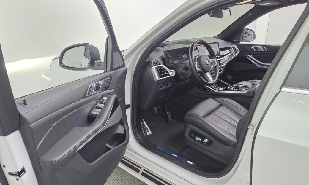 BMW X7 xDrive 40i M Sport 6STR, 2024