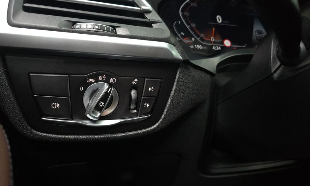 BMW X4 xDrive20i xLine, 2022