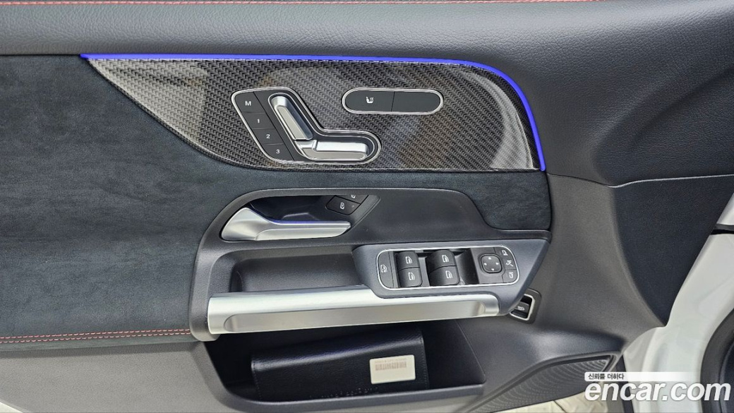 Mercedes-Benz GLB-Class AMG GLB35 4MATIC, 2026