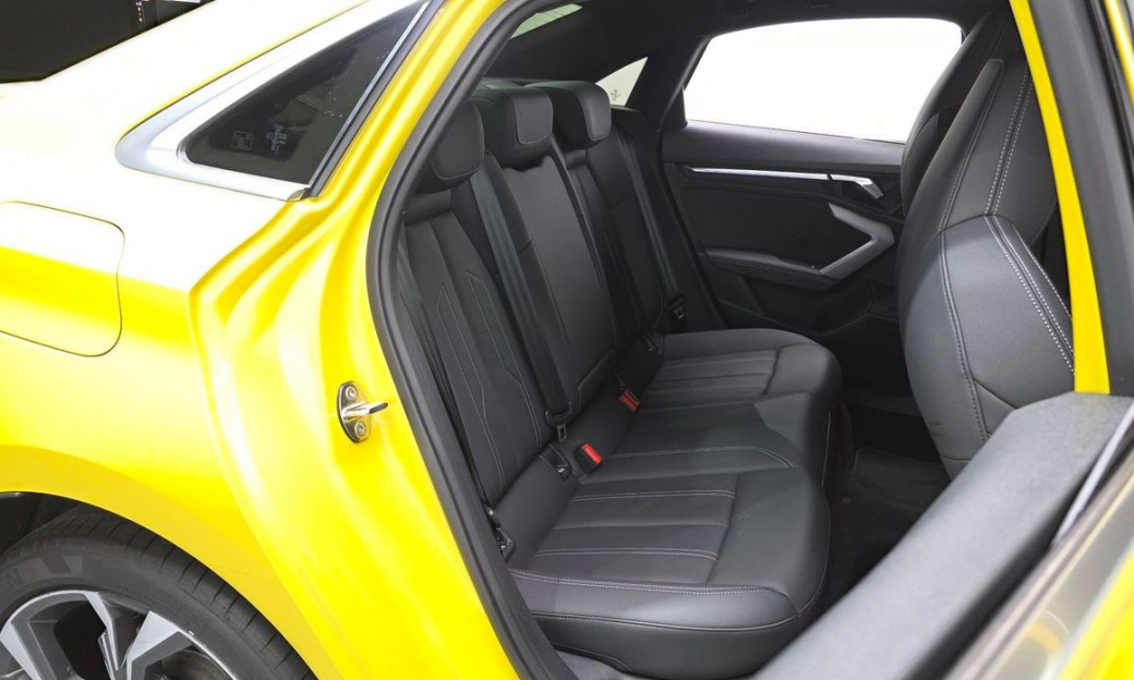Audi A3 40 TFSI Premium, 2025