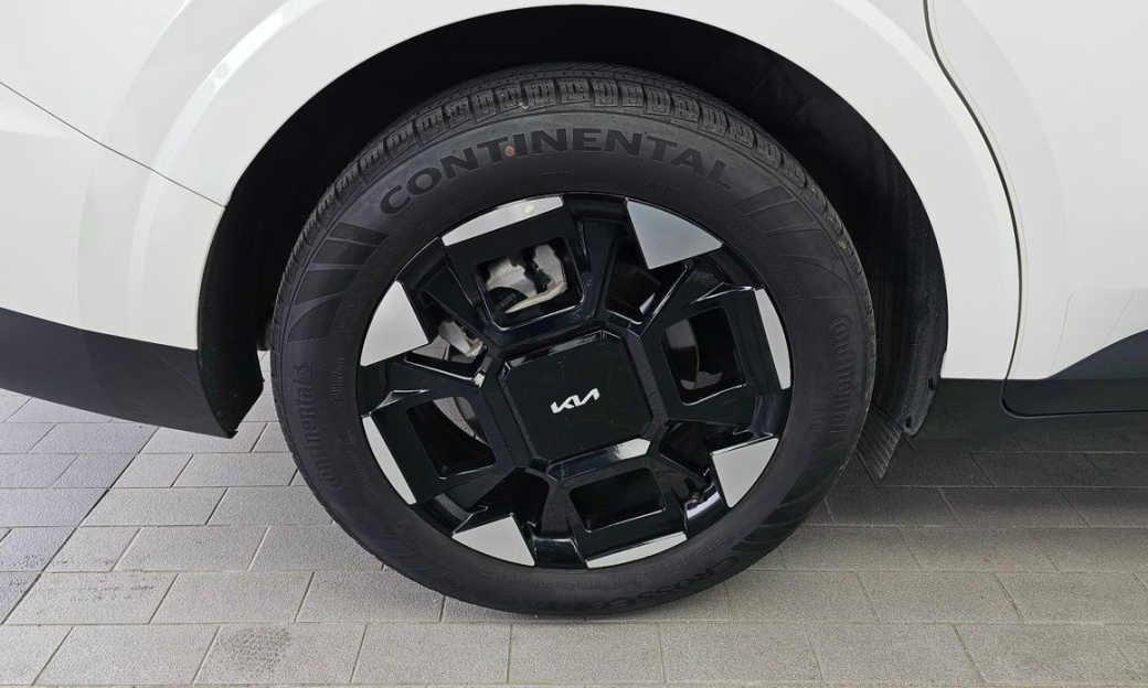 Kia Carnival 9-Seater Signature, 2025