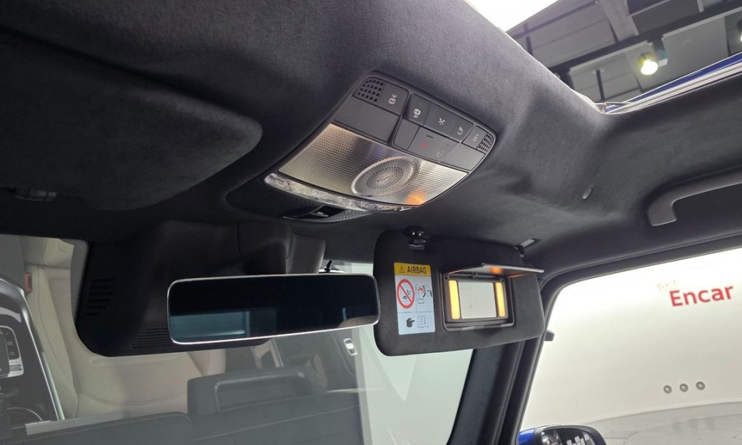 Mercedes-Benz G-Class G450d, 2025