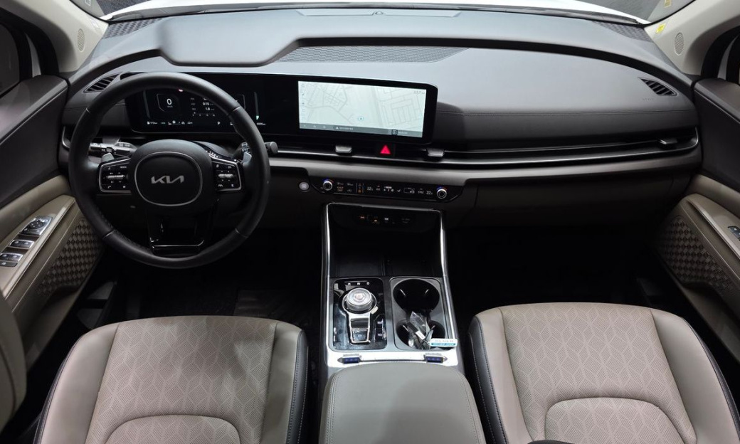 Kia Carnival 9-Seater Noblesse, 2025