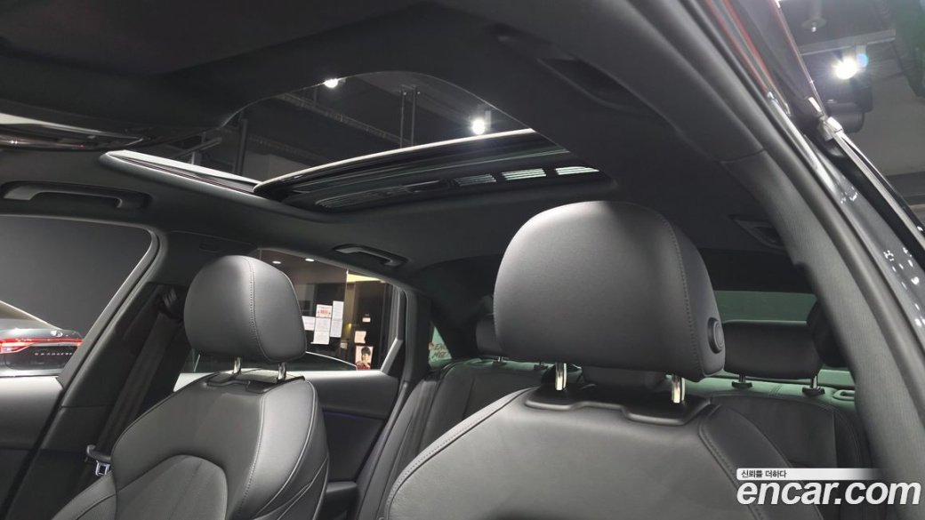 Audi A4 40 TFSI Premium, 2023