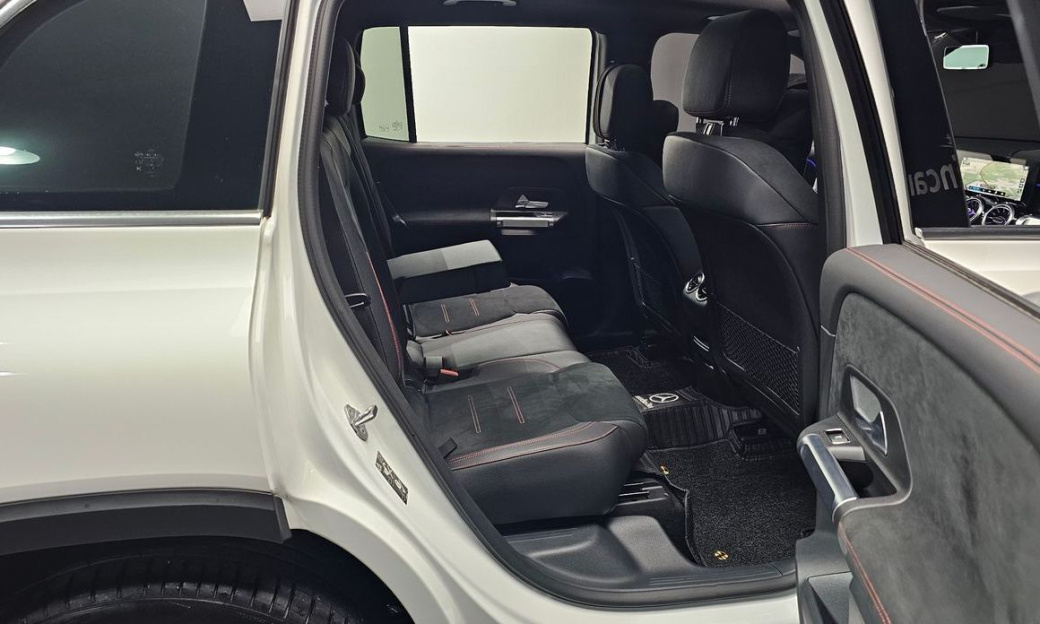 Mercedes-Benz GLB-Class GLB250 4MATIC, 2023