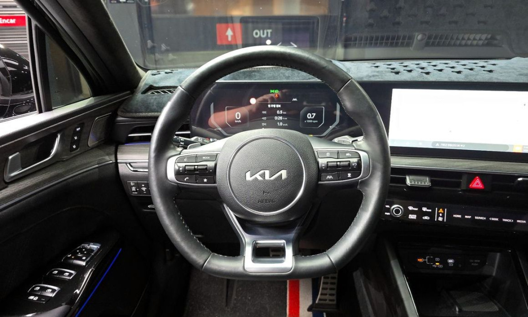 Kia K5 1.6 Turbo, 2024