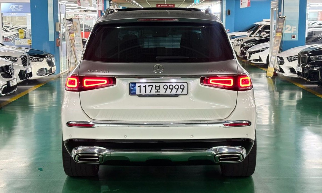 Mercedes-Benz GLS-Class Maybach GLS600 4MATIC, 2023