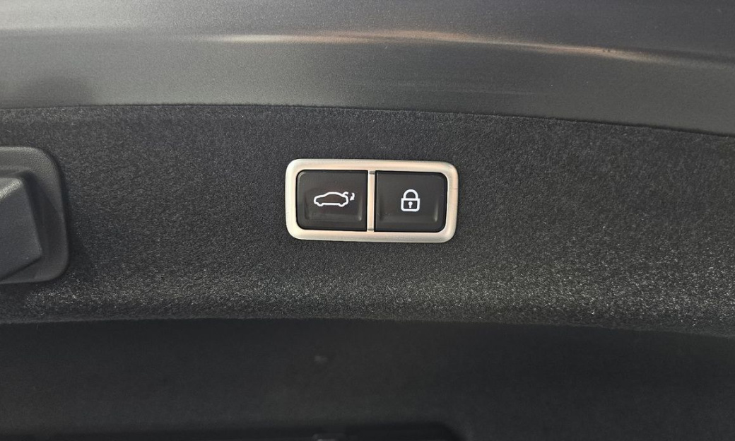 Genesis G80 Gasoline 2.5 Turbo AWD, 2024