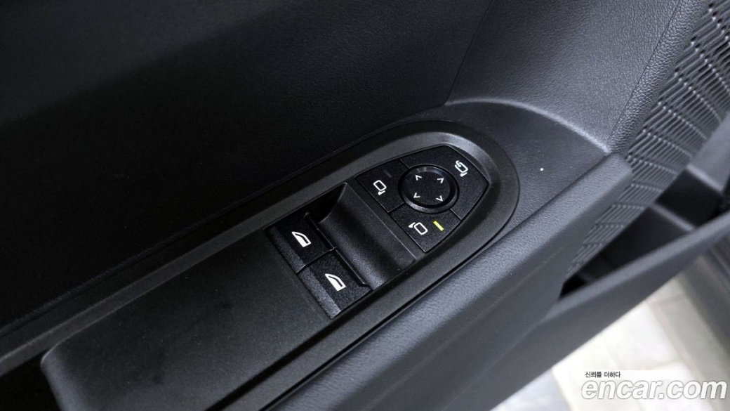 Mini Cooper Favoured, 2025