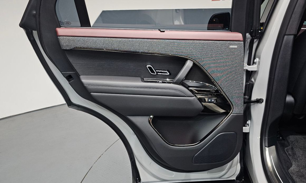 Land Rover Range Rover Sport P400 AB, 2025