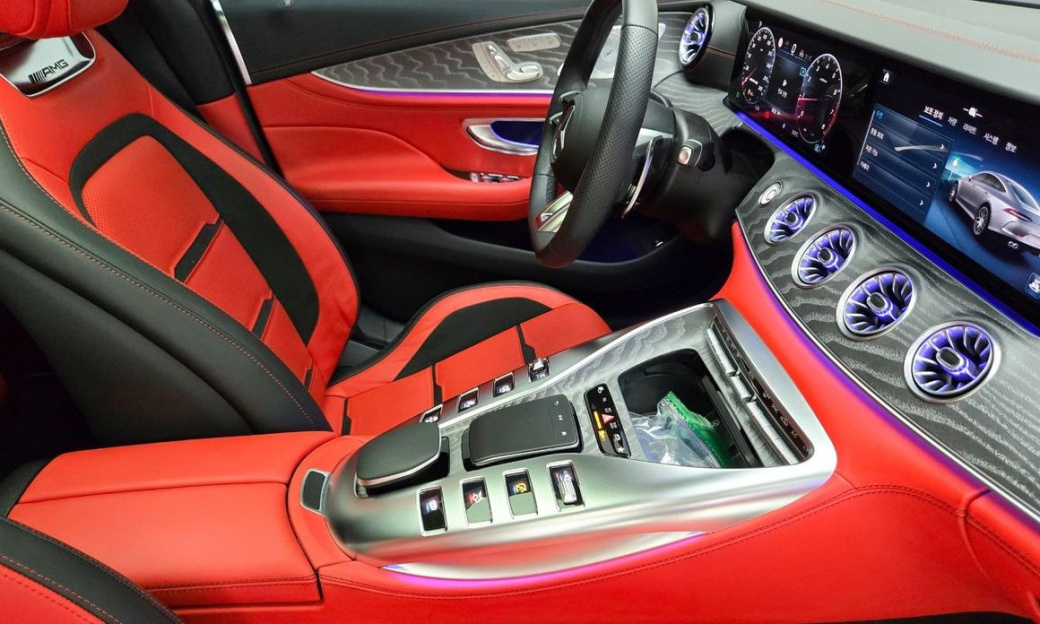 Mercedes-Benz AMG GT 4Door 43 4MATIC+, 2025