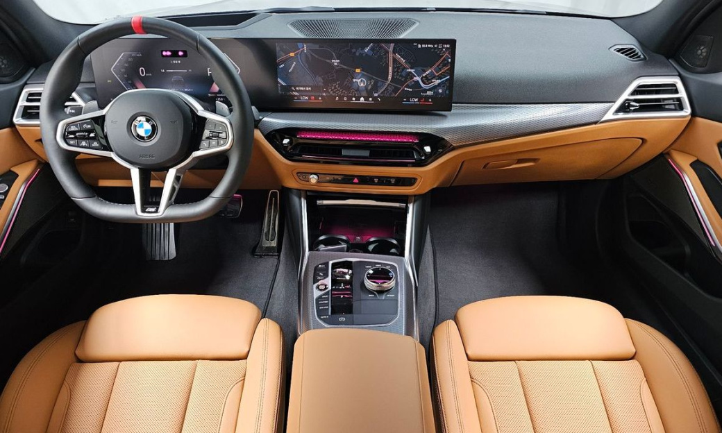 BMW 3-Series 320i M Sport, 2025